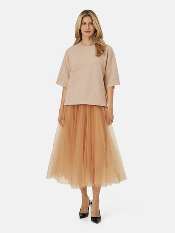 Masai Skirt 'Scarlet' in Brown
