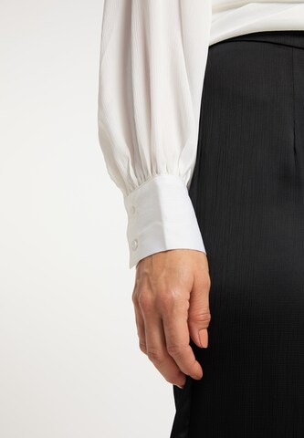 usha BLACK LABEL Pusero värissä valkoinen