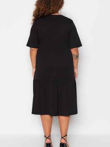 Robe Trendyol Curve en noir