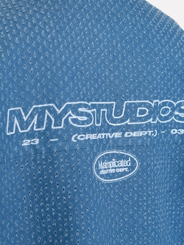 Bluză 'Blue Collar' de la mysimplicated pe albastru