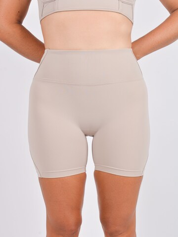 Kadoo Skinny Trousers 'Seabreeze - Dune (recycelt)' in Beige: front