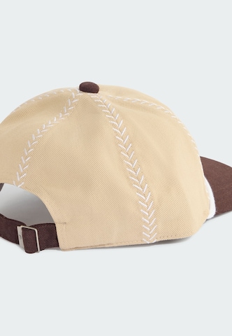 ADIDAS ORIGINALS Cap in Beige