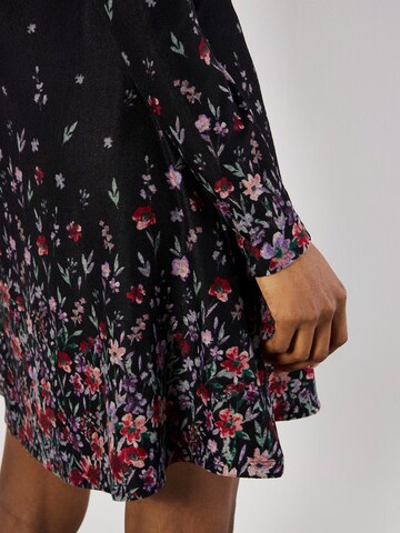 Apricot Dress in Black