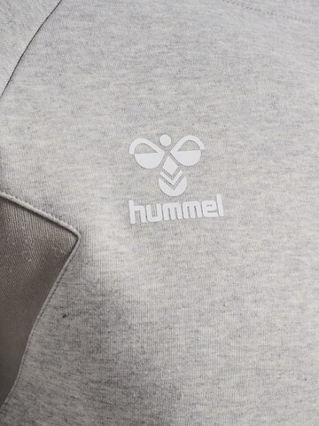 Hummel Sportsweatshirt 'Travel' in Grau