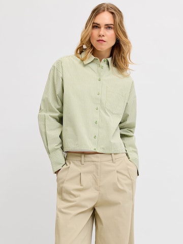 Chemisier 'JXJamie' JJXX en vert : devant