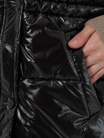 Bigdart Vest in Black