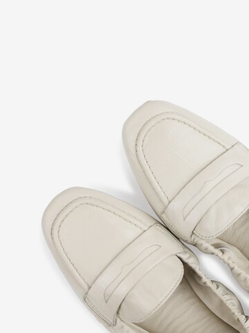 BRONX Classic Flats 'Alor-A' in White