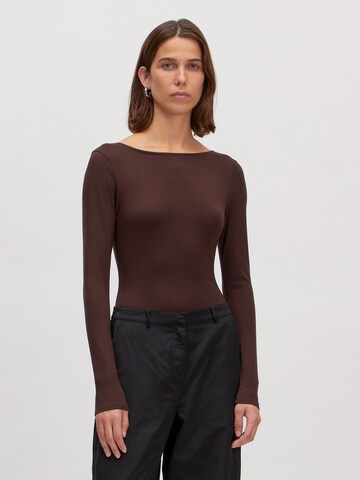 Tricou 'Callisto' de la EDITED pe maro: față