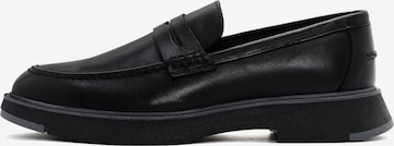 Derimod Instappers in Zwart: voorkant