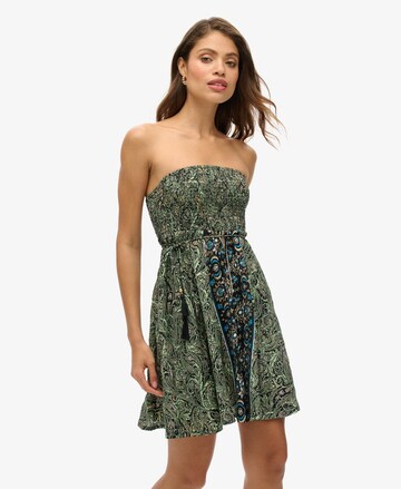 Robe d’été 'St Tropez' Superdry en vert : devant