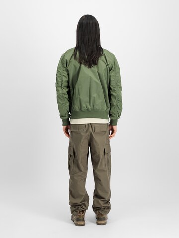 ALPHA INDUSTRIES Преходно яке в зелено