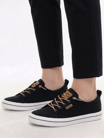 Lee Cooper Sneakers in Black