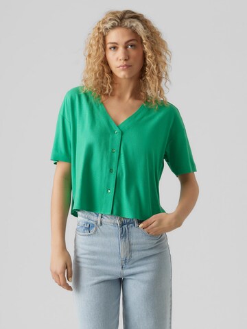 Camicia da donna 'JESMILO' di VERO MODA in verde: frontale