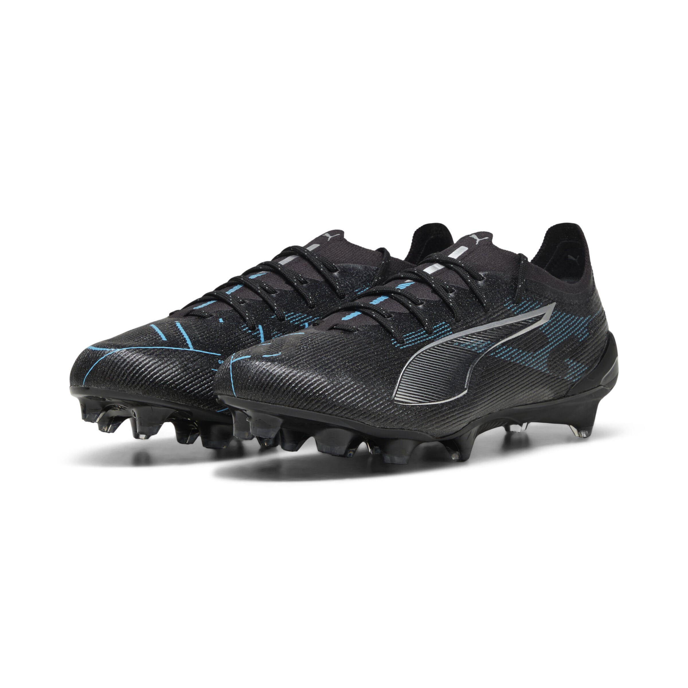 Chaussure de foot 'Ultra 5 Ultimate' PUMA en noir