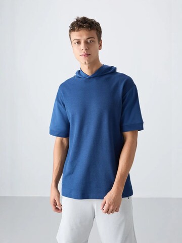 Tommy Life Shirt in Blue: front