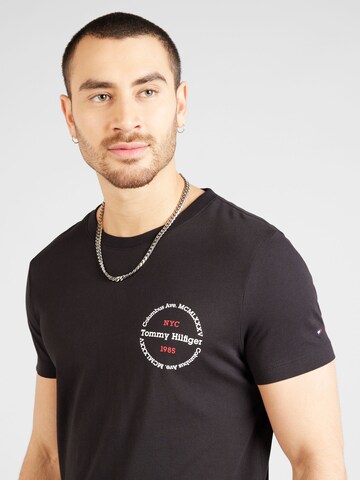 TOMMY HILFIGER T-Shirt in Schwarz