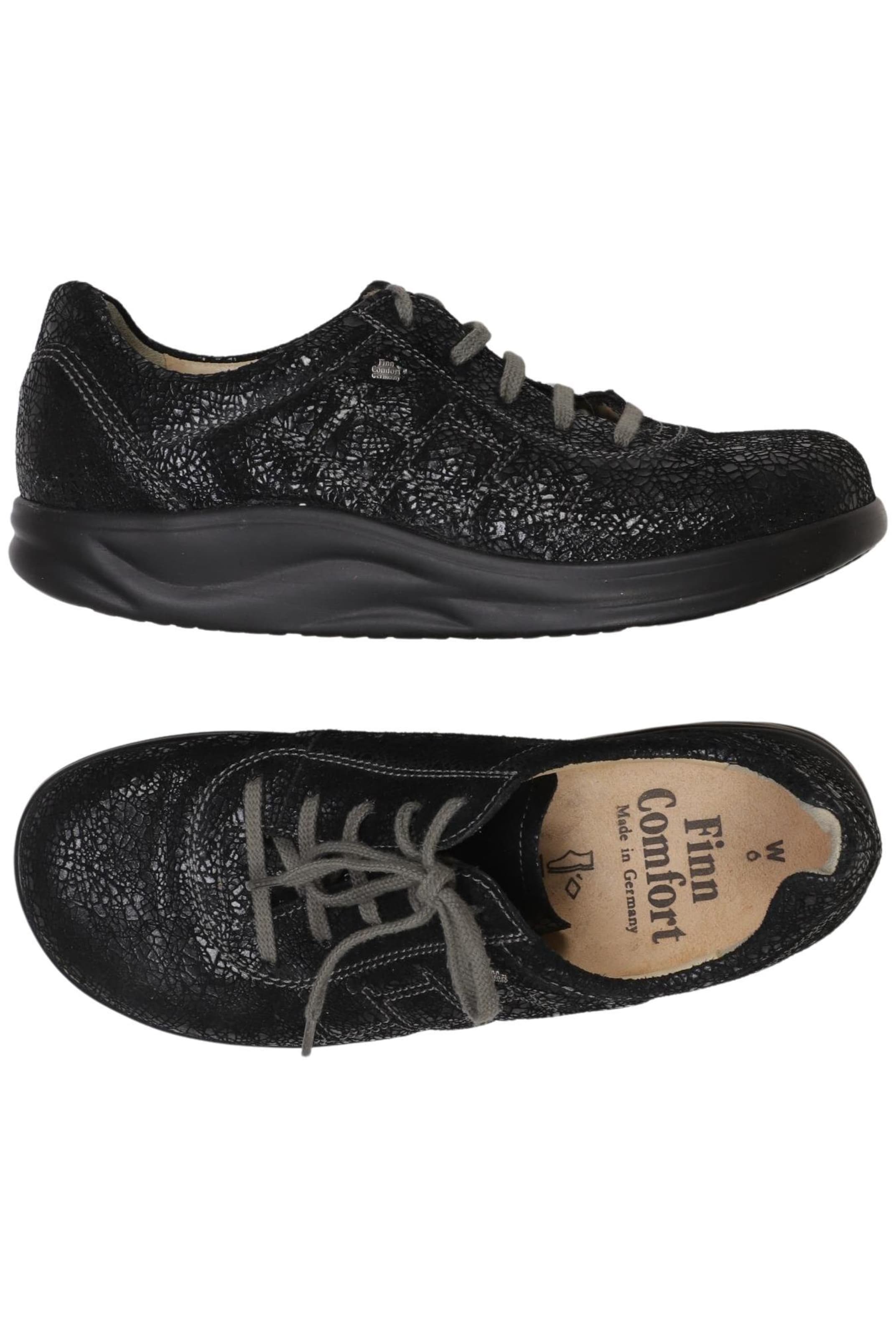 Finn Comfort Flats & Loafers in 39 in Black: front