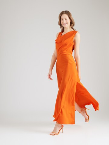 Abito di Twinset in arancione: frontale