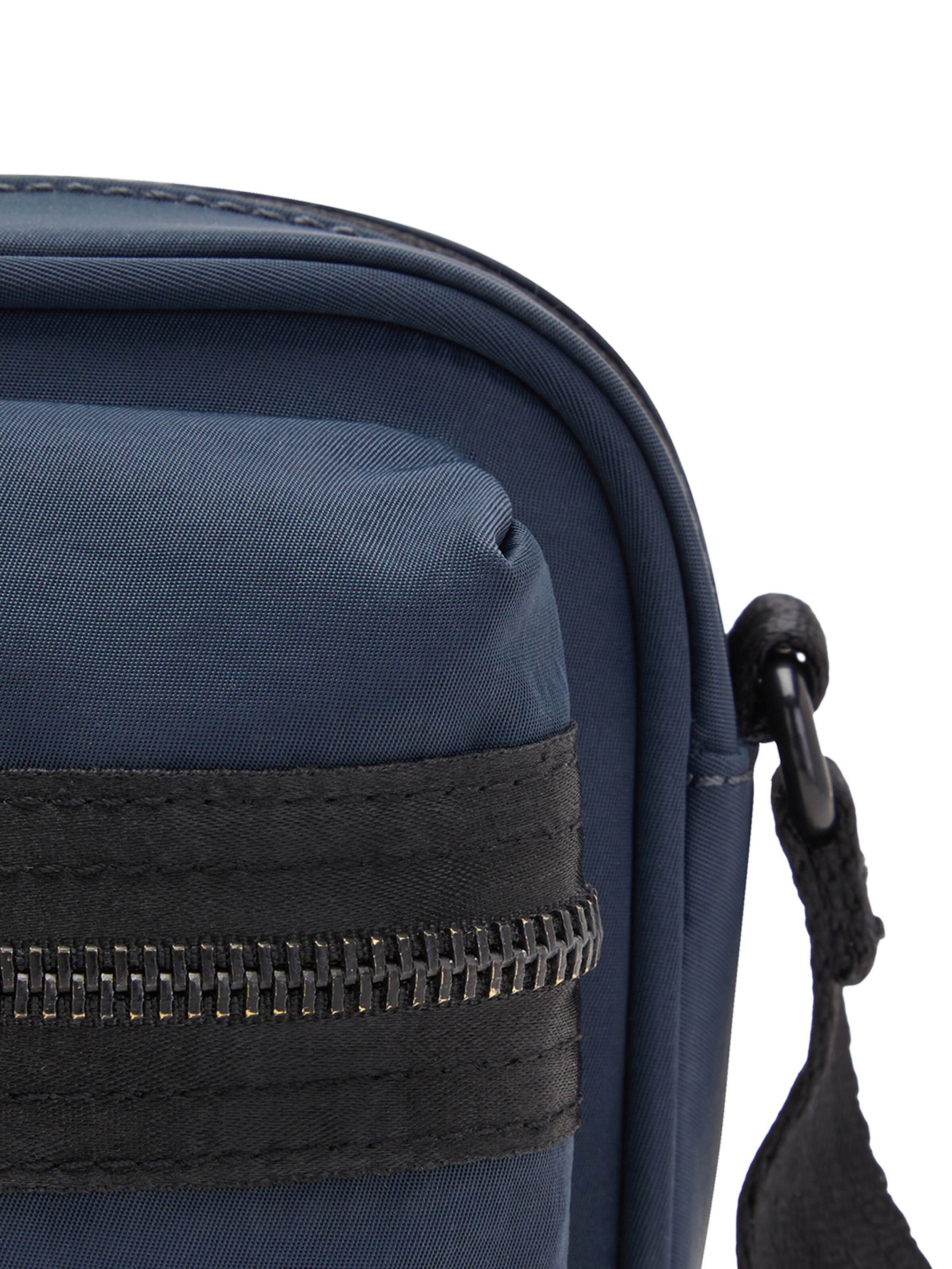 KIPLING Чанта с презрамки 'Enise Met' в синьо