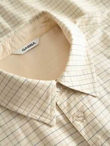 GABBA - Ajuste regular Camisa ' GABjens ' en beige: frente