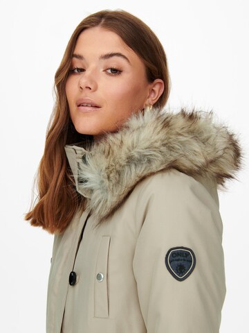 Parka d’hiver 'Iris' ONLY en beige