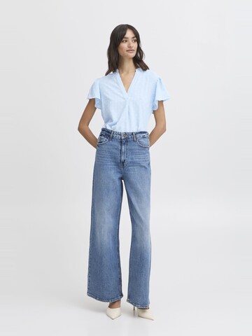 b.young - Blusa em azul