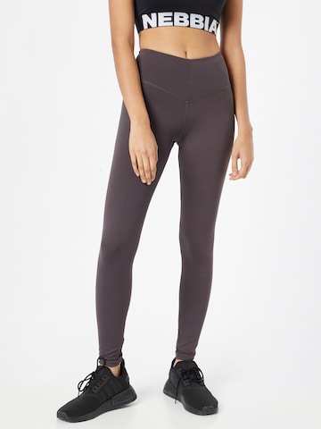 NEBBIA - Skinny Pantalón deportivo 'HERO' en marrón: frente