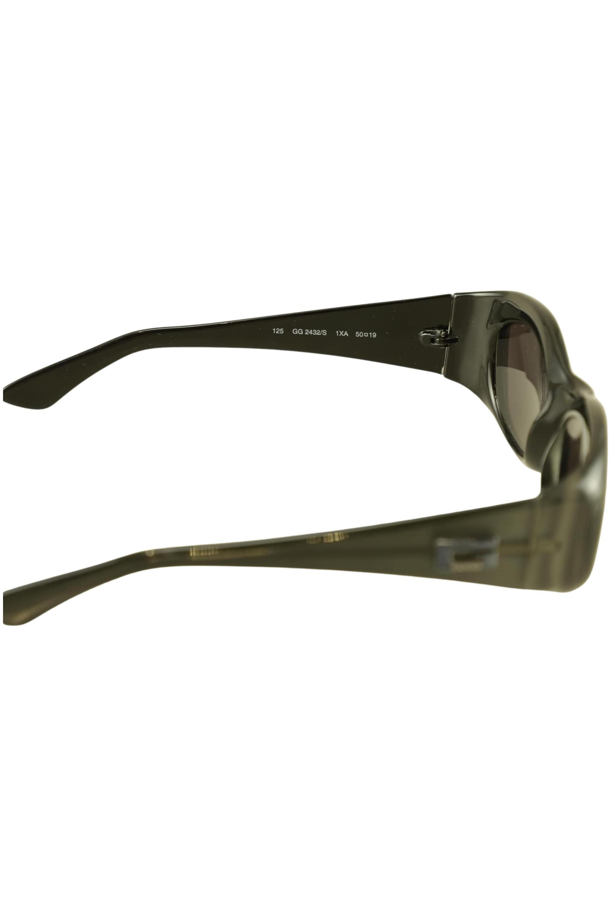 Gucci Sunglasses in One size in Grey