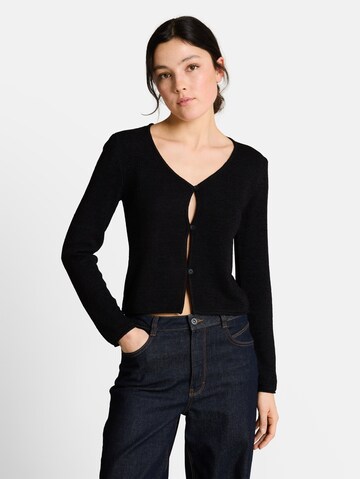 TOM TAILOR DENIM Strickjacke in Schwarz: Vorderseite