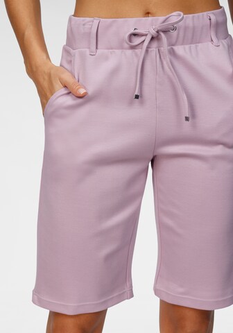 regular Pantaloni di LASCANA in rosa