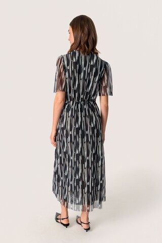SOAKED IN LUXURY - Vestido 'SLAvetta' en negro