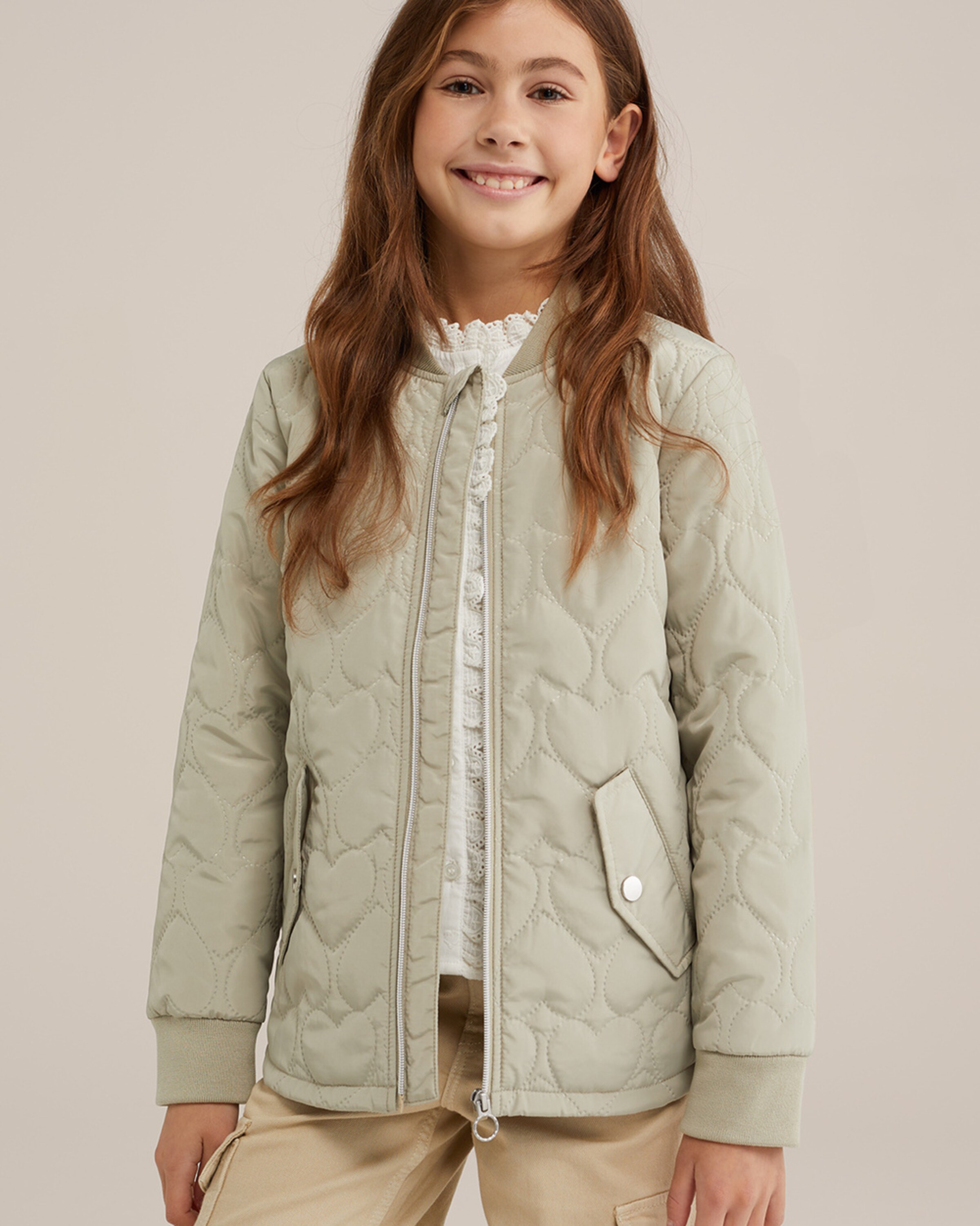 De Cambrie casual, doorgestikte en gevoerde jas voor kinderen De Cambrie casual, doorgestikte en gevoerde jas voor kinderen