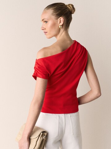 Next Top in Rood