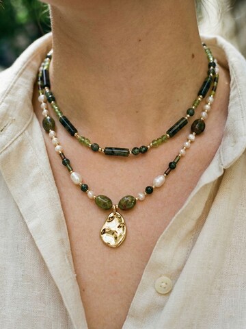 Nemomatheo Necklace 'Regenwaldgeist' in Gold