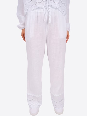 Seasons of April Wide leg Broek 'Ines' in Wit