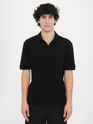 ARMANI EXCHANGE - Camiseta en negro: frente