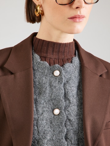 YAS Cardigan 'YASBUBERA' i grå