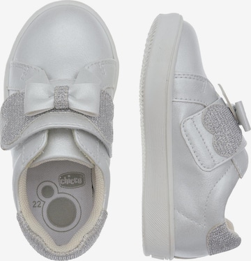 CHICCO Sneakers in Wit