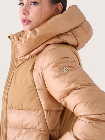 Camomilla Italia Winter jacket in Beige: front