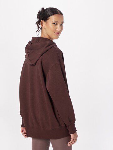 Nike Sportswear Sweat jacket in Brown