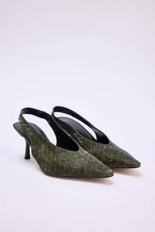 Trendyol Pumps in Green