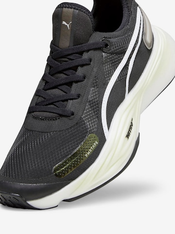 PUMA Laufschuh 'Nitro Squared' in Schwarz