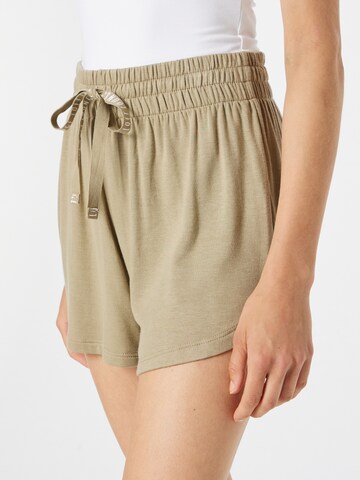 River Island Regular Shorts in Beige