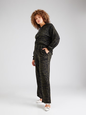 ONLY Carmakoma - Pierna ancha Pantalón 'CARAlba Amy' en verde