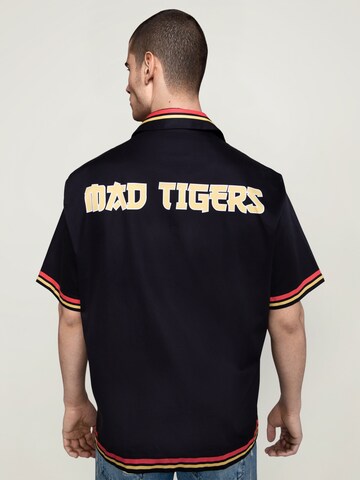 MAD TIGERS Comfort fit Button Up Shirt 'LAS VEGAS BOWLING' in Black