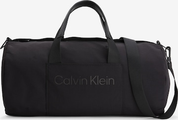 Calvin Klein Taška Weekender – černá: přední strana