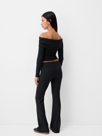 évasé Pantalon Bershka en gris