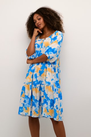 Robe 'Kira' Cream en bleu : devant