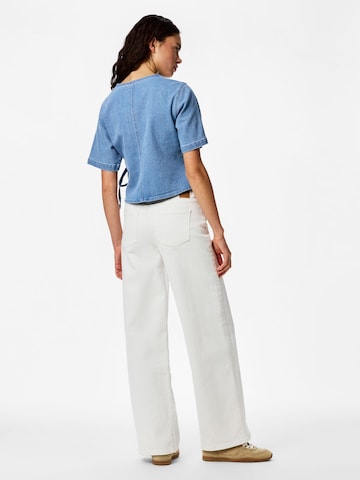 Camicia da donna 'Flora Wickle' di PIECES in blu