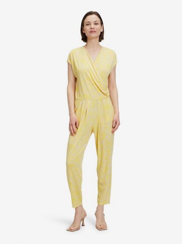 Tuta jumpsuit di Betty Barclay in giallo: frontale